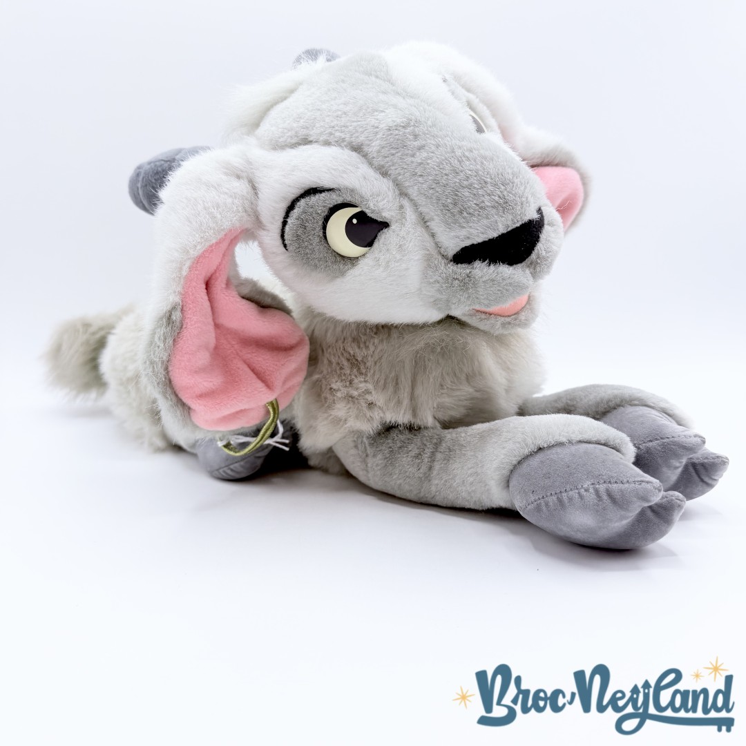 Peluche-Djali-chèvre-Le-Bossu-de-Notre-Dame-Disney-Store-gris-40-cm (5)