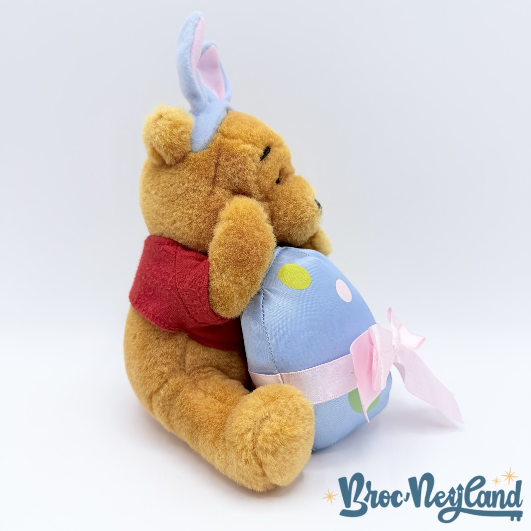 Peluche-Winnie-ourson-Oeuf-Pâques-Disney-Store-Easter-Egg-collection-18-cm (1)