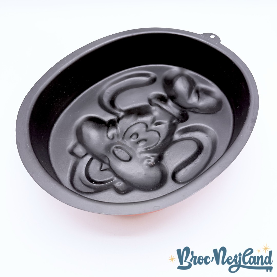 Moule-à-gâteaux-Dingo-Disney-vintage-métal-rouge (3)