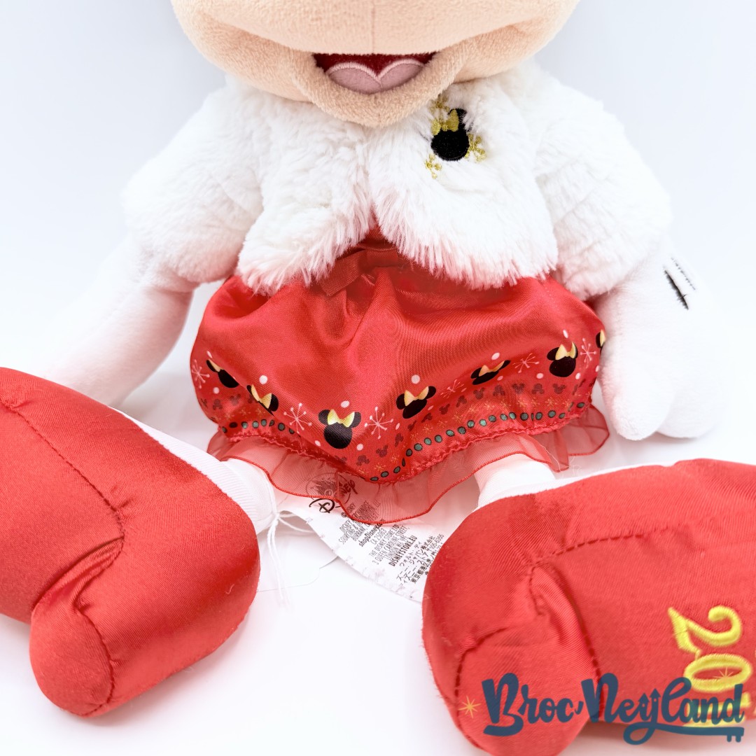 Peluche-Minnie-Mouse-Noël-Disney-Store-2018-robe-rouge-44-cm (6)