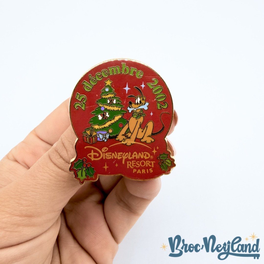 Pin-Noël-Pluto-Edition-Limitée-1500-EX-Disneyland-Paris-2002-Christmas-15769 (1)
