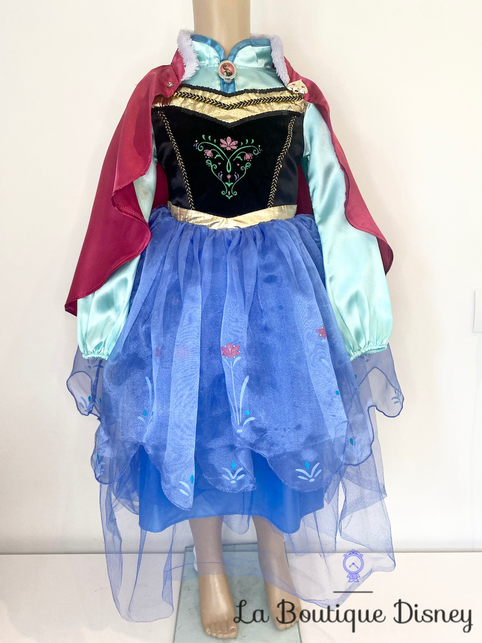 Déguisement Anna La reine des neiges Disney Store taille 4 ans robe  princesse bleu hiver cape rose - Déguisements/Taille 4 à 6 ans - La  Boutique Disney