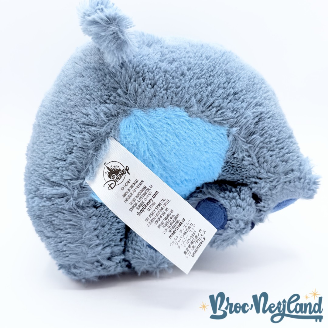 Peluche-Stitch-Hawaiien-Disney-Store-2020-Lilo-Stitch-bleu-feuilles-32-cm (1)
