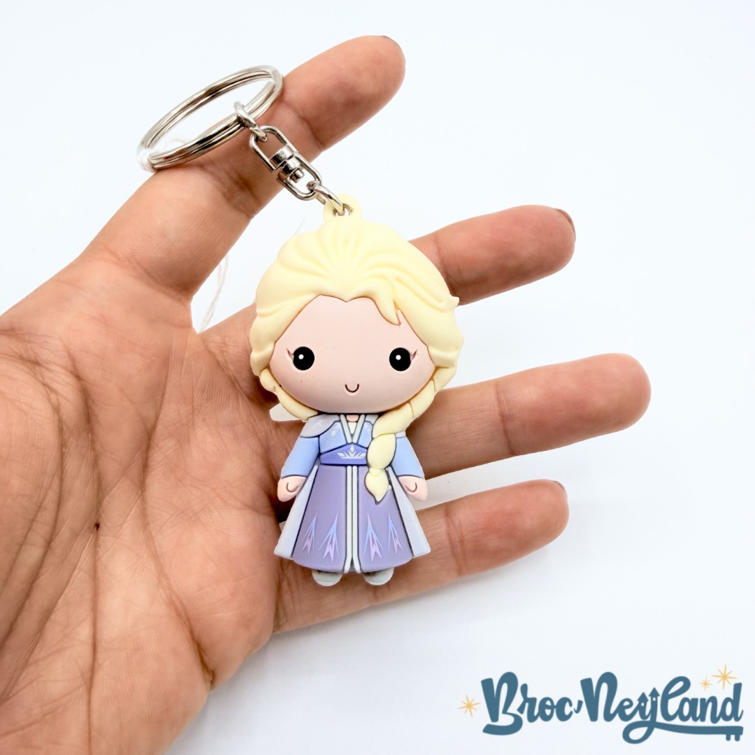 Porte-clés-Elsa-La-Reine-des-Neiges-2-Disneyland-Disney-figurine-plastique-princesse (2)