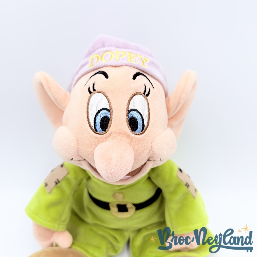 Peluche-Simplet-Dopey-Disney-Store-2017-Blanche-Neige-et-les-sept-nains-38-cm (5)