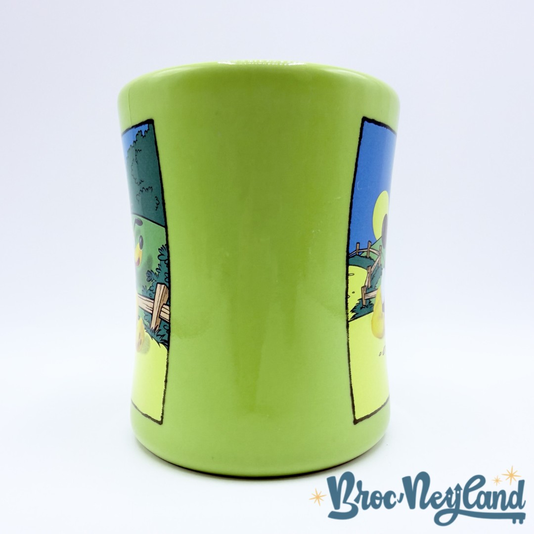 Tasse-Mickey-Mouse-Pluto-Disney-Store-mug-cadre-vert (5)