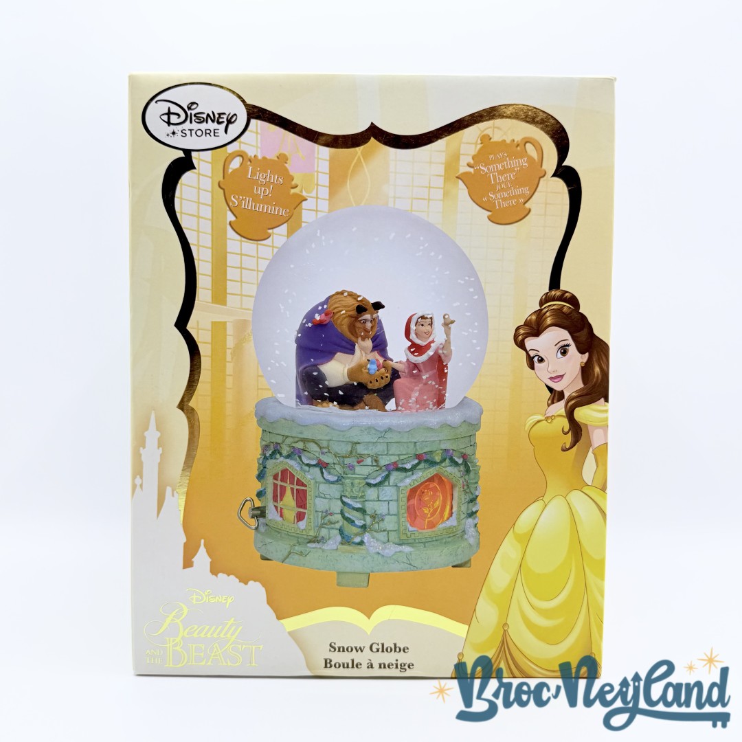 Boule-à-neige-La-Belle-et-la-Bête-Hiver-musicale-Disney-Store-2017-snow-globe-Something-There (3)
