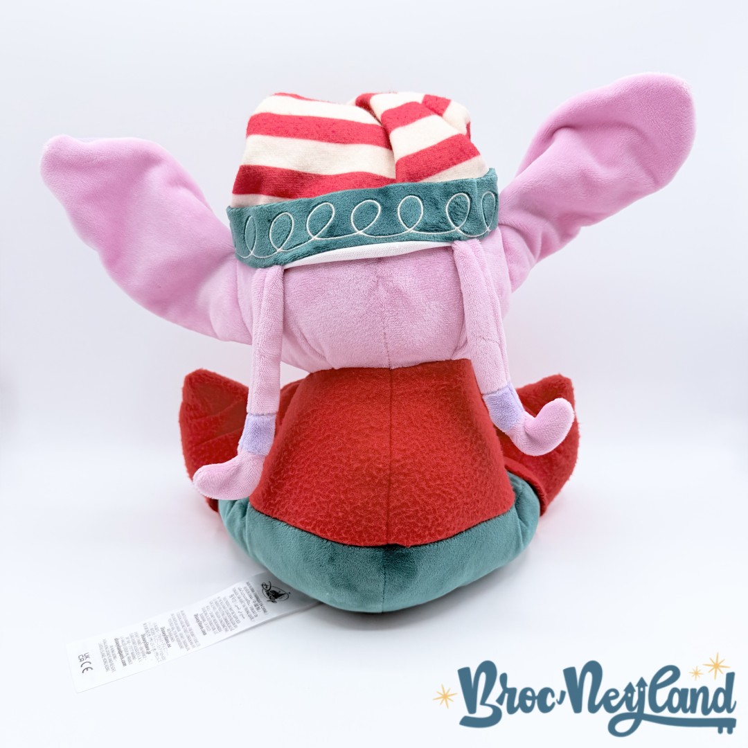 Peluche-Angel-Lutin-Noël-Disney-Store-2024-Holiday-rouge-32-cm (1)