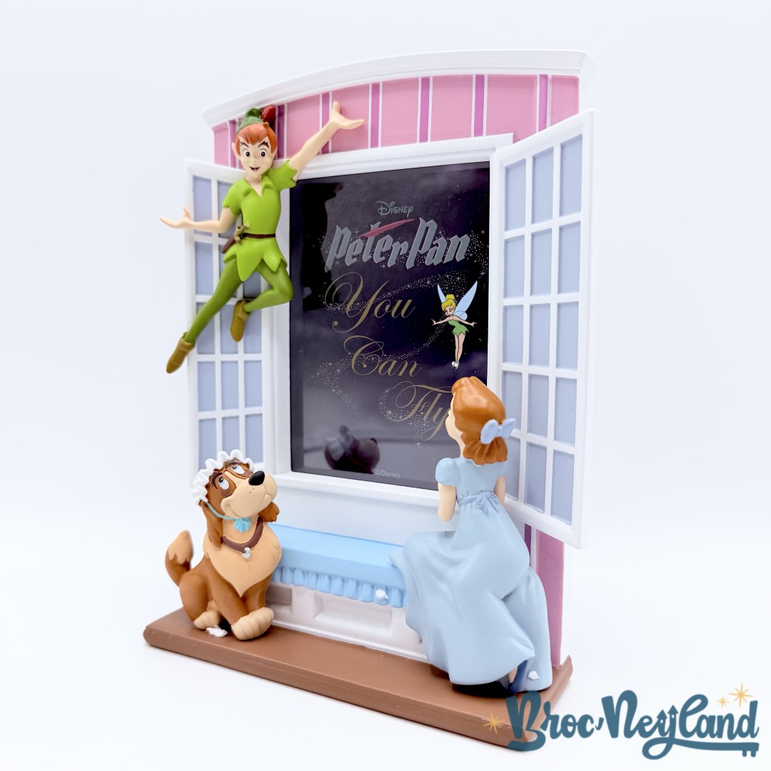 Cadre-photo-Peter-Pan-70ème-anniversaire-Disney-Store-2022-résine-Wendy-Nana-collection (6)