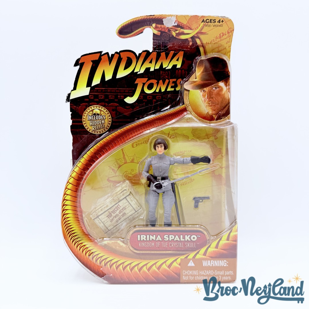 Figurine-Irina-Spalko-Indiana-Jones-Kingdom-of-The-Crystal-Skull-Hasbro-2008 (2)