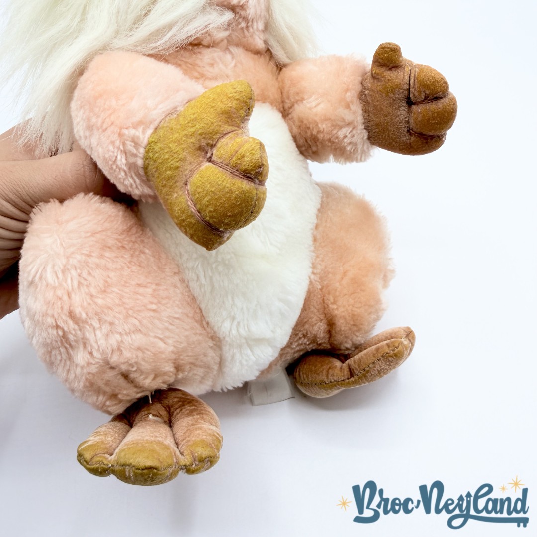 Peluche-Gurki-Taram-et-le-Chaudron-Magique-Walt-Disney-vintage-beige-28-cm (1)