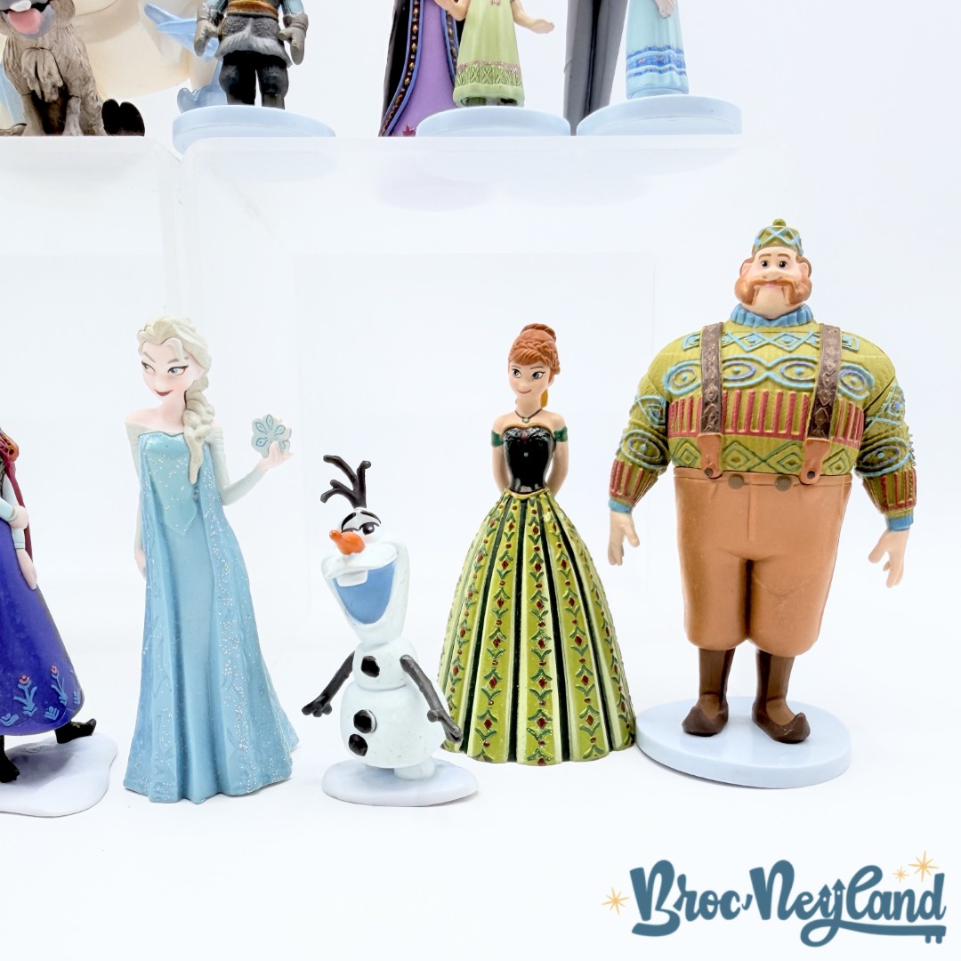 Figurines-La-Reine-des-Neiges-Mega-Playset-Disney-Store-Frozen-Ensemble-de-jeu-géant (1)