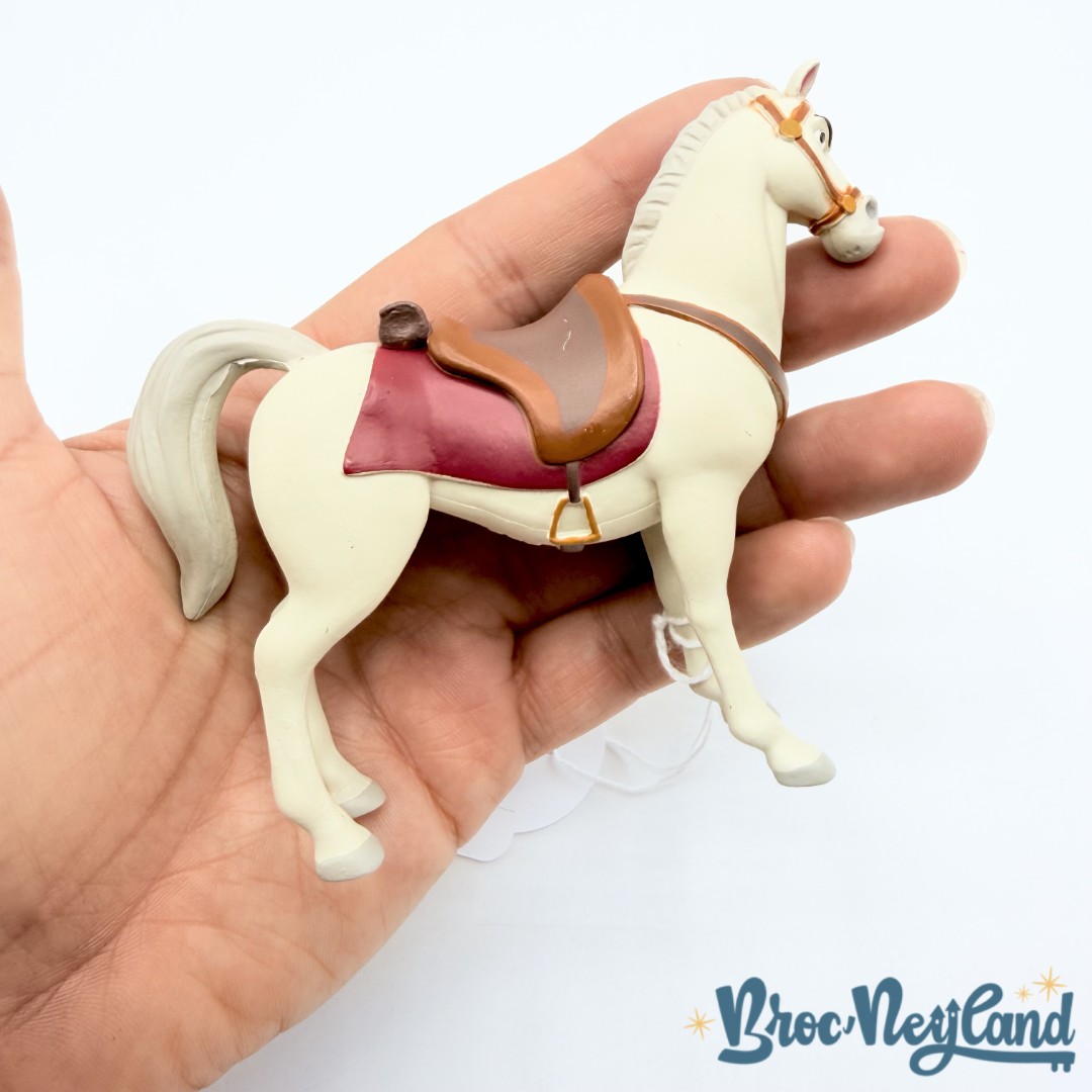Figurine-Maximus-Cheval-Raiponce-Disney-blanc-marron-9-cm (4)