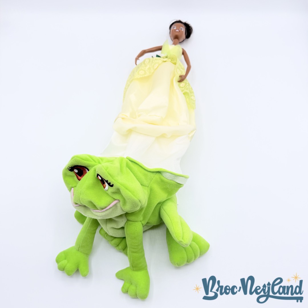 Poupée-Tiana-transformable-La-Princesse-et-la-Grenouille-Disney-Mattel-2009-peluche-Transforming-Doll-Princess-to-frog (7)