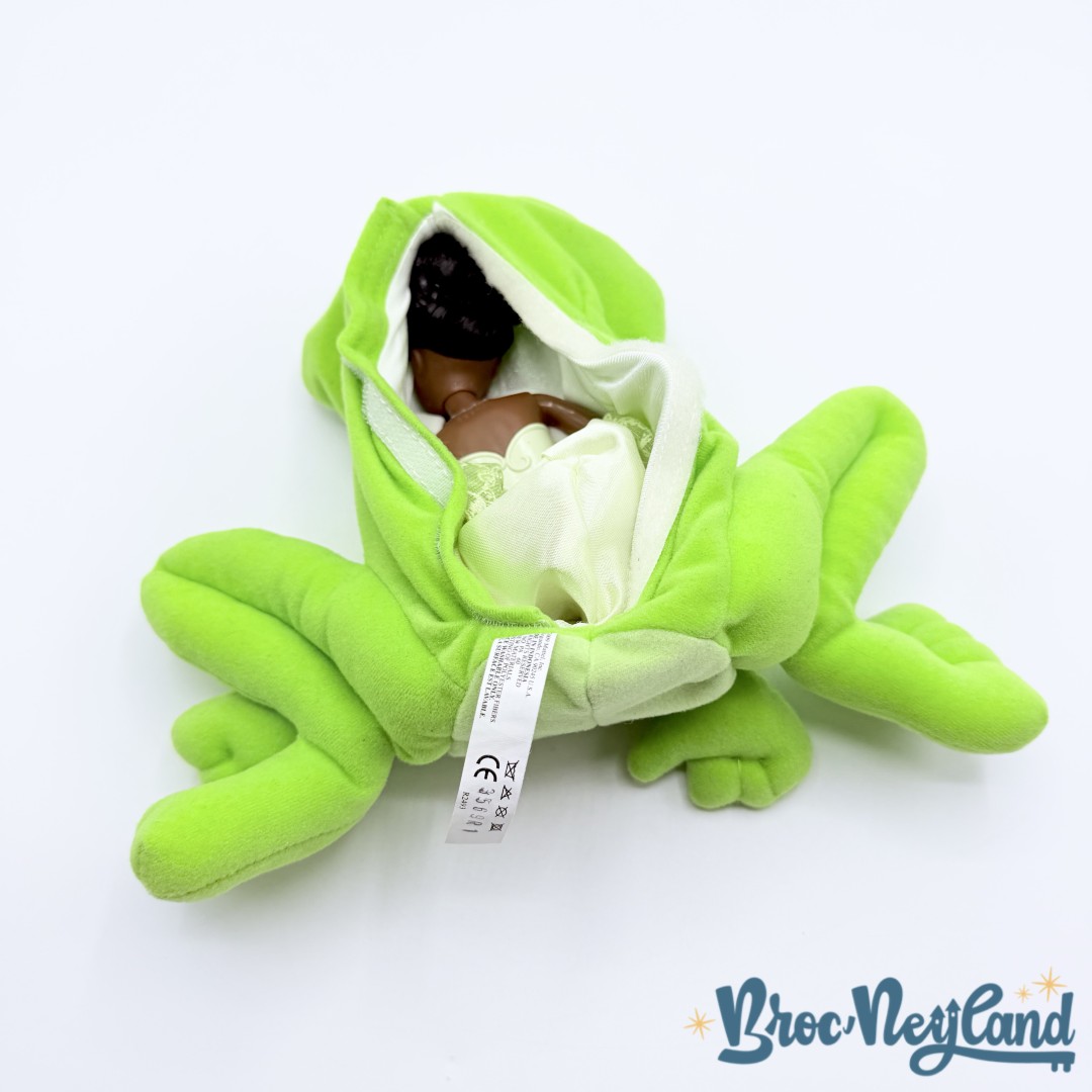 Poupée-Tiana-transformable-La-Princesse-et-la-Grenouille-Disney-Mattel-2009-peluche-Transforming-Doll-Princess-to-frog (9)