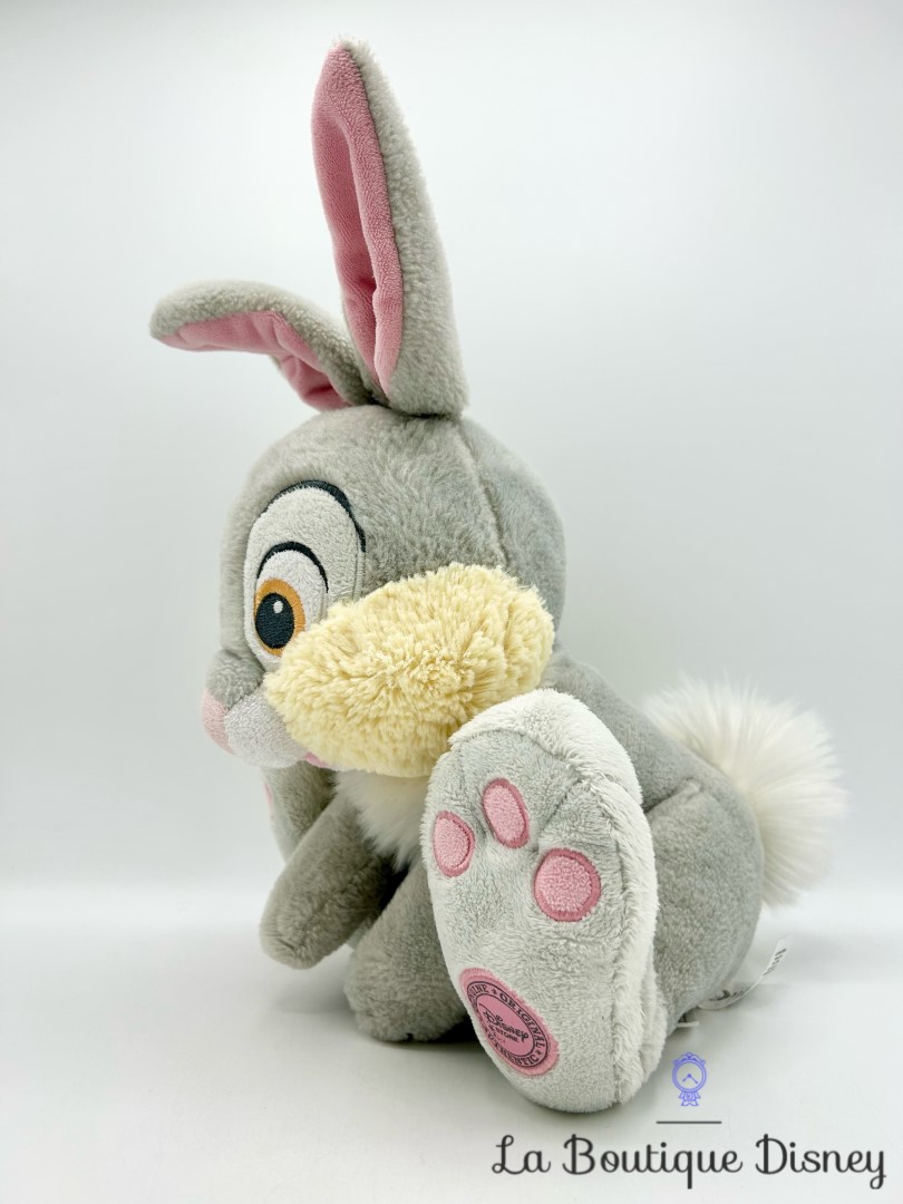 peluche-panpan-disney-store-écusson-lapin-gris-bambi (4)