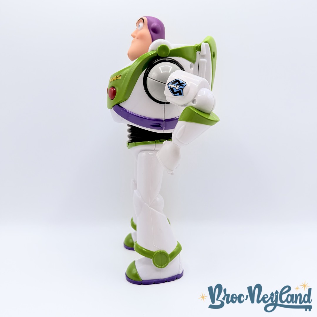 Jouet-Figurine-Buzz-éclair-Action-Karaté-Toy-Story-4-Disney-Lansay-space-rangers-articulé-30-cm (5)
