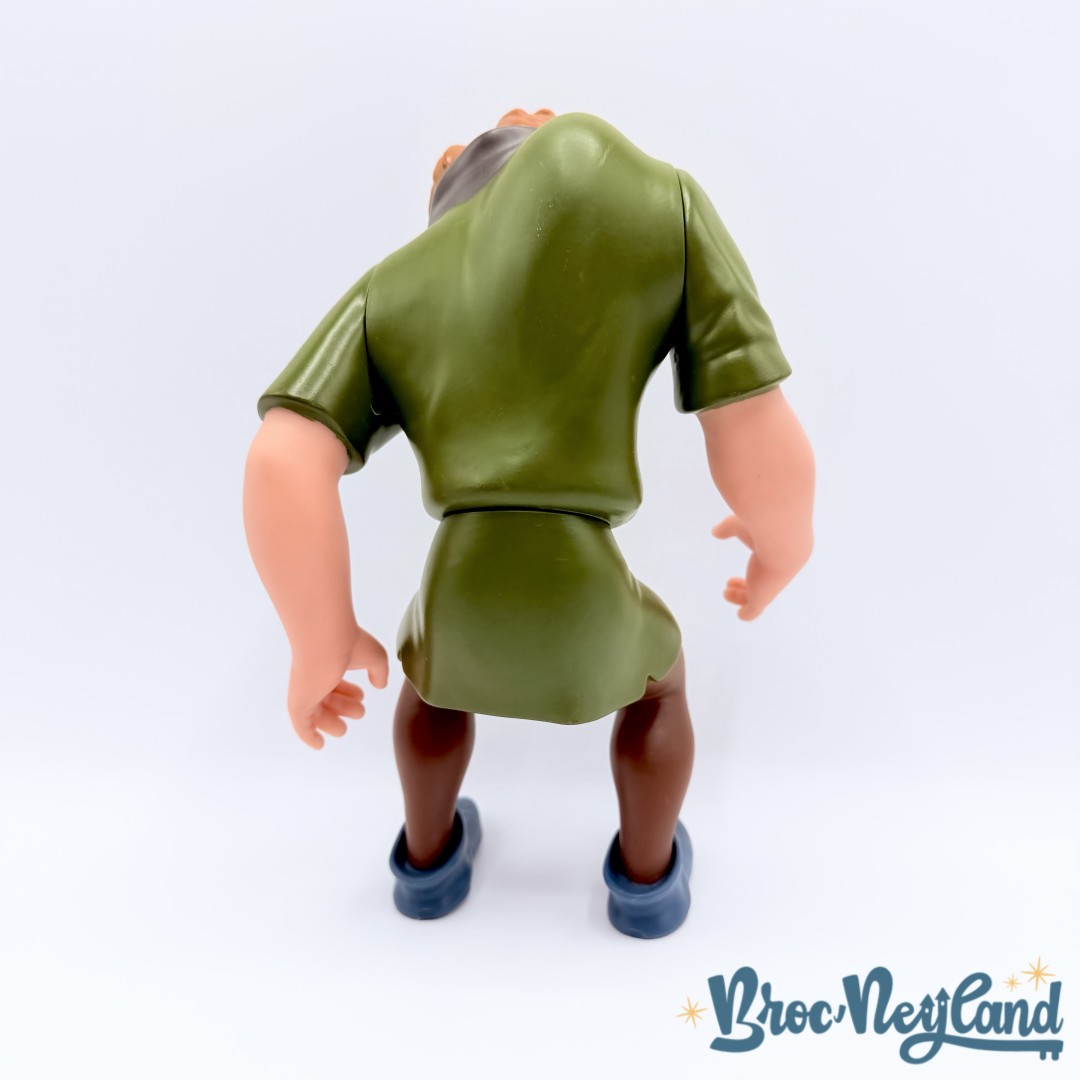 Poupée-Quasimodo-Le-Bossu-de-Notre-Dame-Disney-Mattel-1995-figurine-plastique-articulée-23-cm (1)