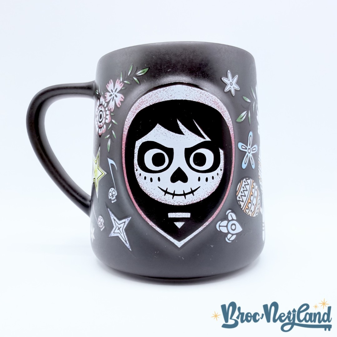Tasse-Miguel-Coco-Disney-Parks-2023-mug-noir (4)