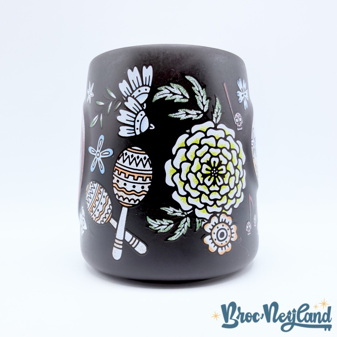 Tasse-Miguel-Coco-Disney-Parks-2023-mug-noir (5)
