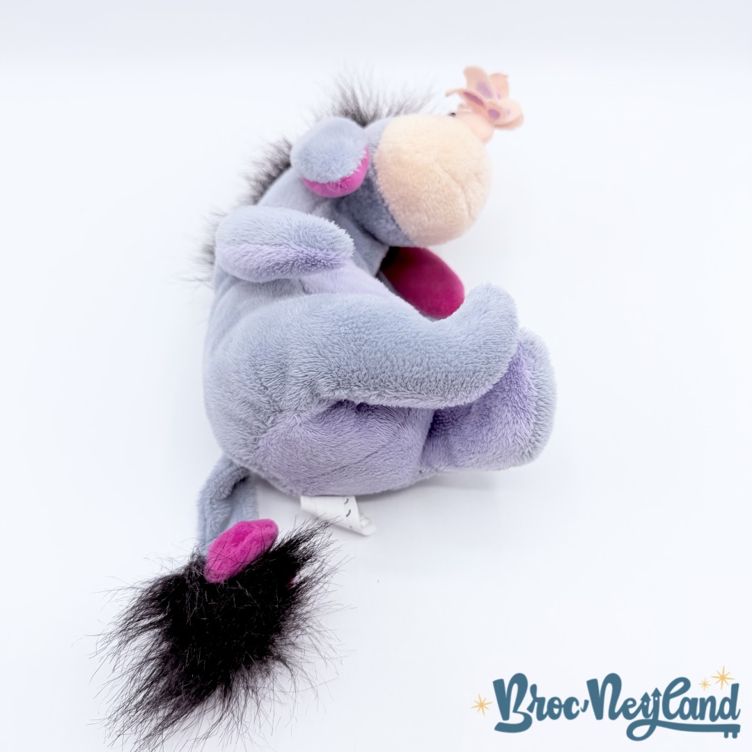 Peluche-Bourriquet-Papillon-Disney-Store-Eeyore-with-Butterfly-Winnie-ourson-collection-20-cm (4)