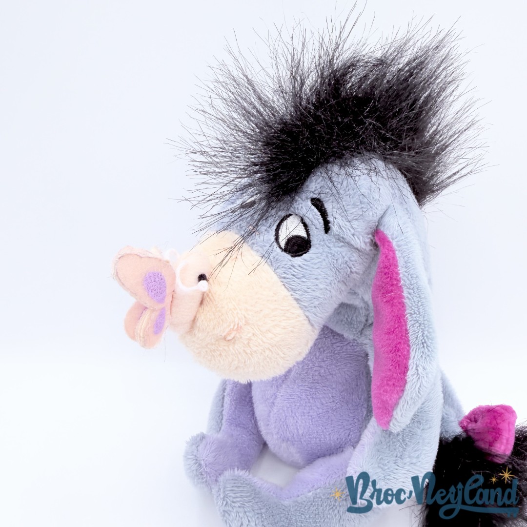Peluche-Bourriquet-Papillon-Disney-Store-Eeyore-with-Butterfly-Winnie-ourson-collection-20-cm (6)