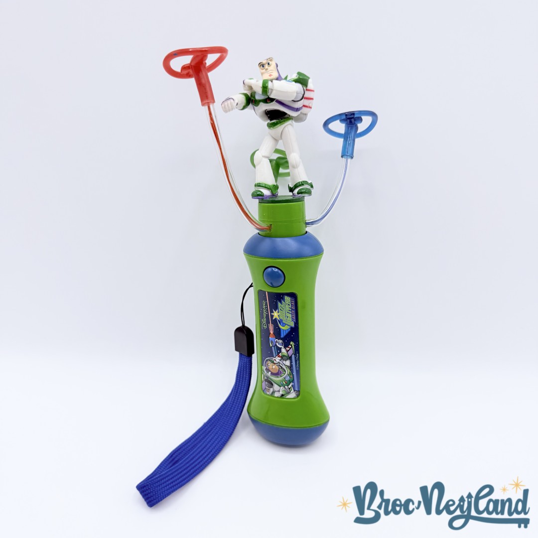 Jouet-Buzz-éclair-tourne-lumineux-Disneyland-Paris-2019-Disney-Toy-Story-space-rangers-22-cm (2)