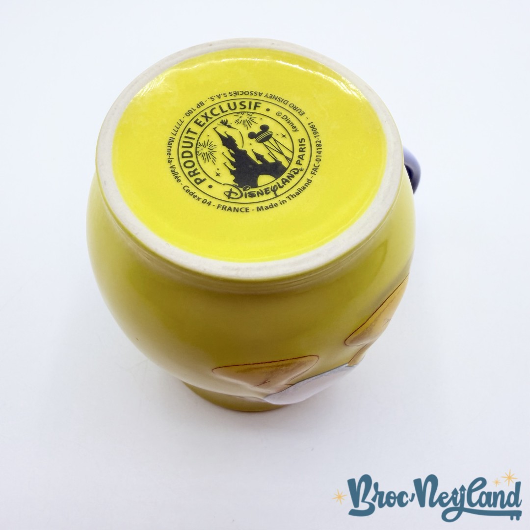 Tasse-Donald-Duck-Disneyland-Paris-2019-mug-Disney-trou-déchiré-jaune (4)