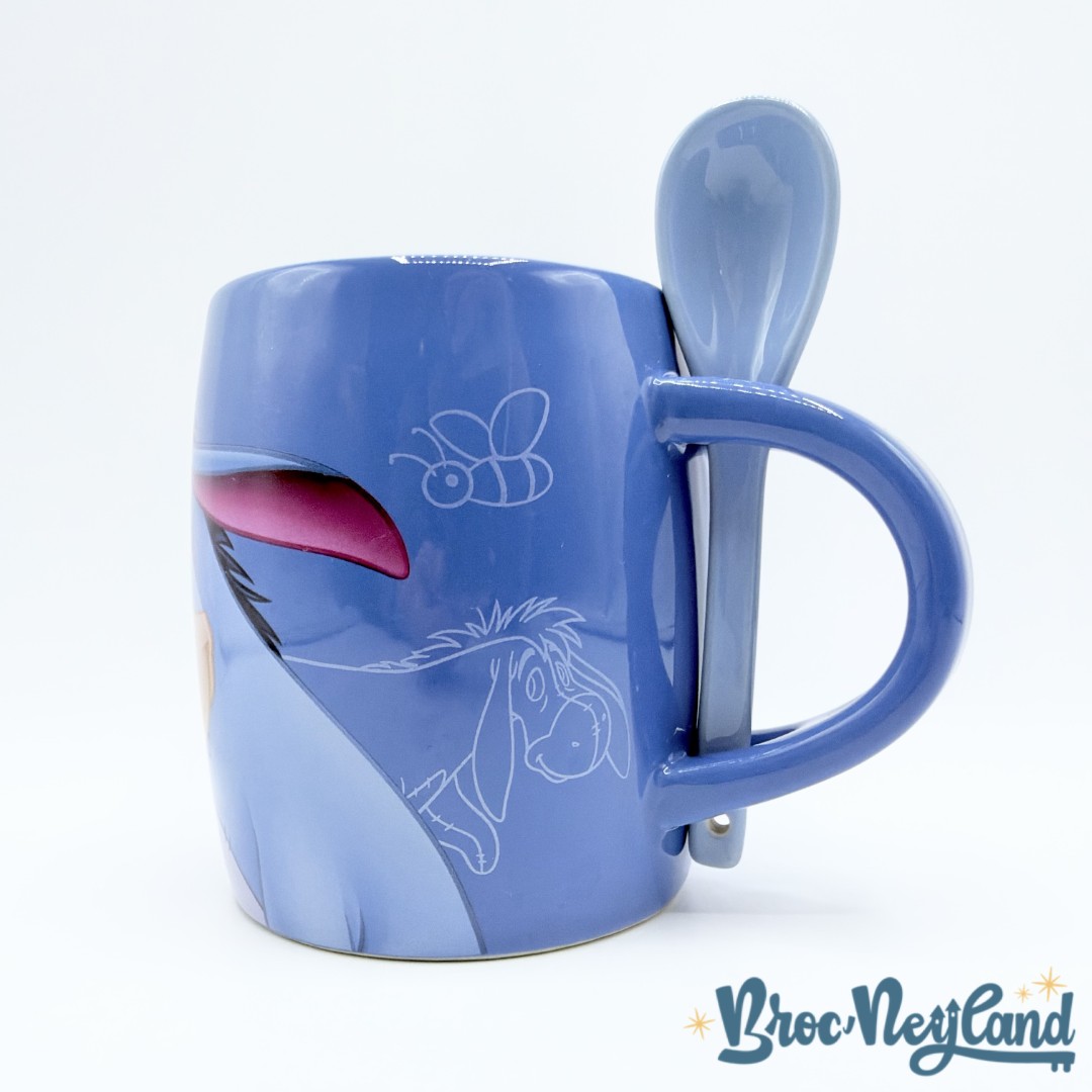 Tasse-Bourriquet-Disneyland-Paris-mug-Disney-Winnie-ourson-bleu-cuillère (1)