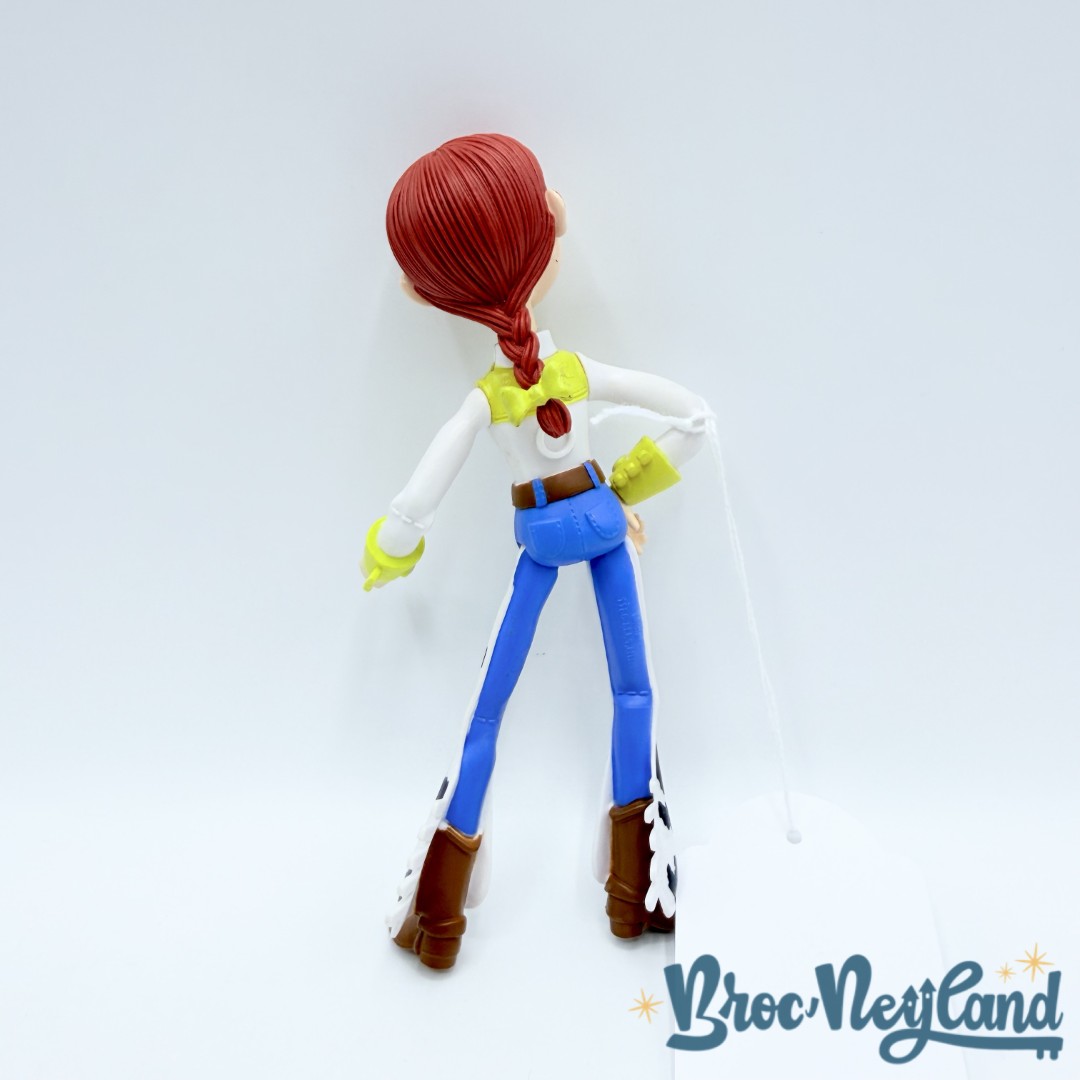 Jouet-Figurine-Jessie-Posable-Toy-Story-3-Disney-Mattel-2016-cow-girl-15-cm (2)