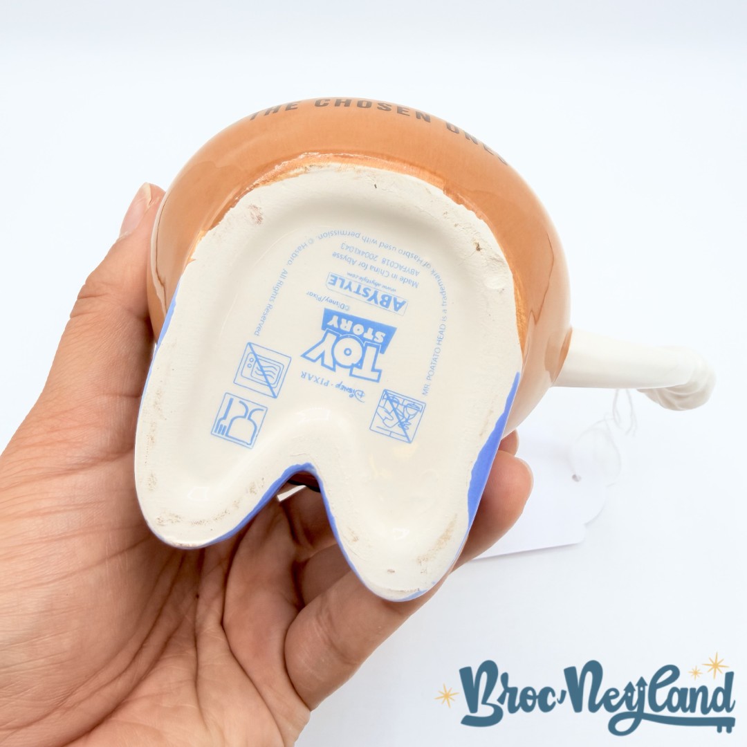 Tasse-Mr-Patate-The-Chosen-Ones-Disney-mug-ABYStyle-Toy-Story-relief-3D (1)