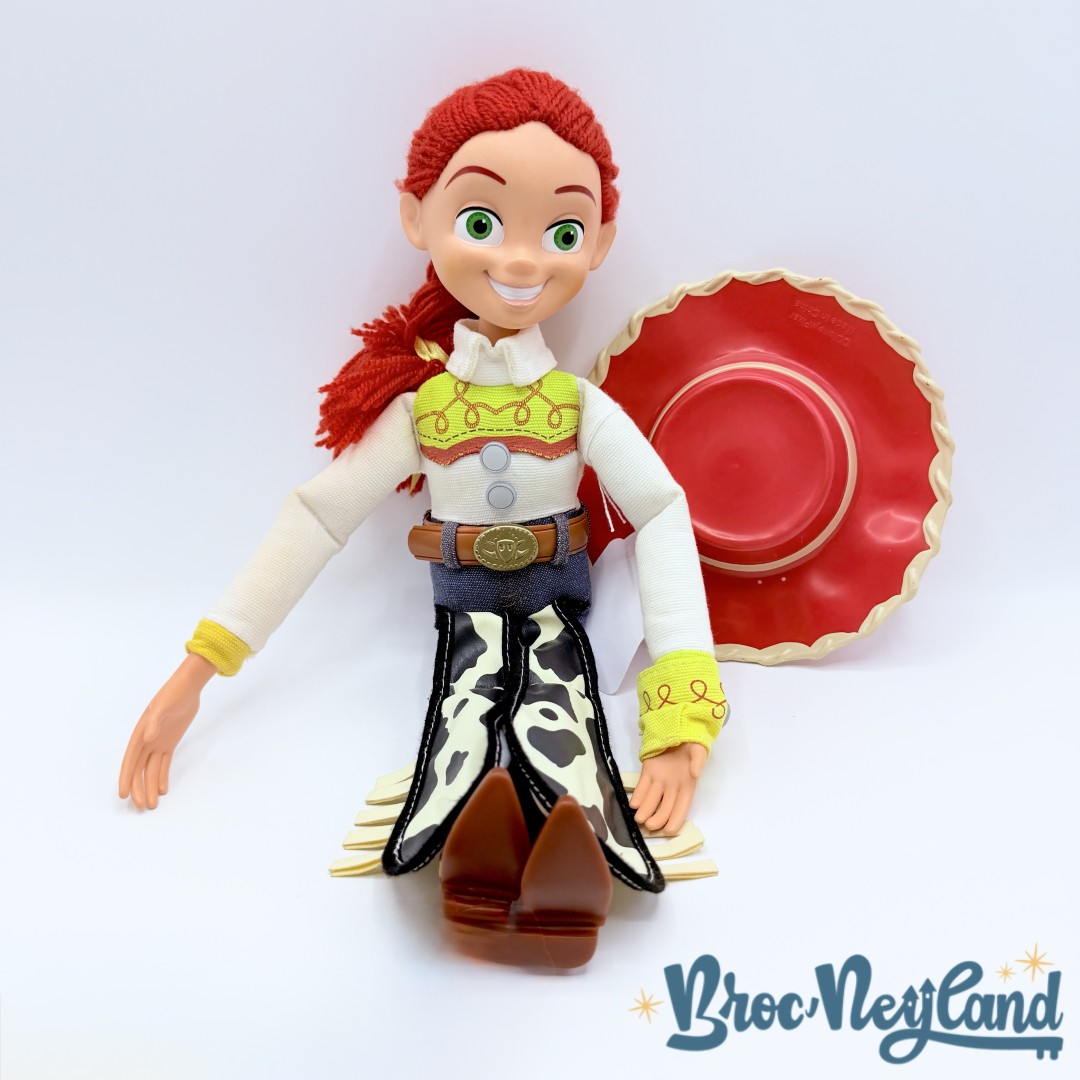 Poupée-Jessie-parlante-Toy-Story-Disneyland-Paris-2017-Disney-Talking-cowboy-ficelle-34-cm (2)