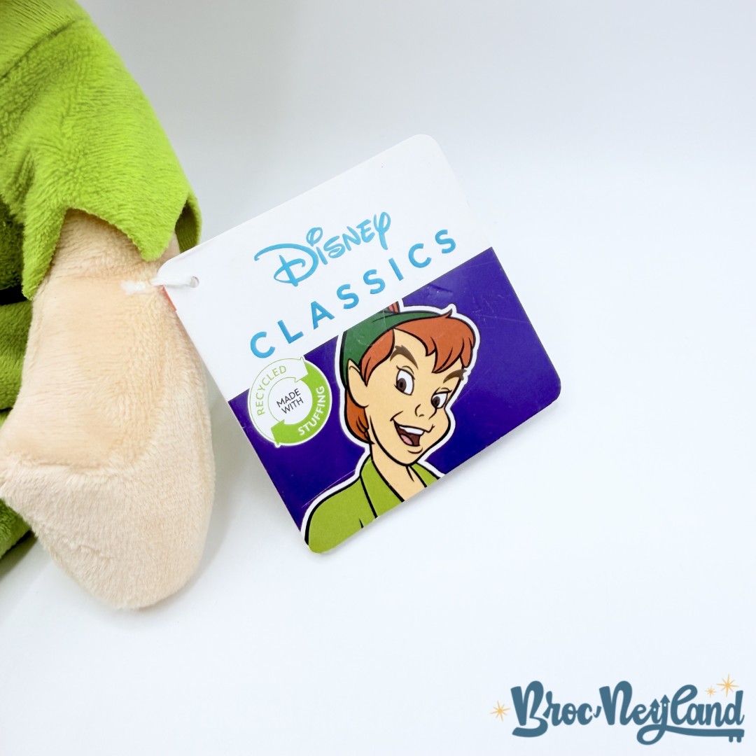 Peluche-Peter-Pan-Disney-Classics-garçon-vert-38-cm (5)