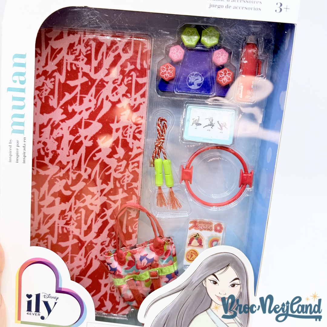 Coffret-Accessoires-Mulan-ily-4EVER-Disney-Store-poupée-sport (3)