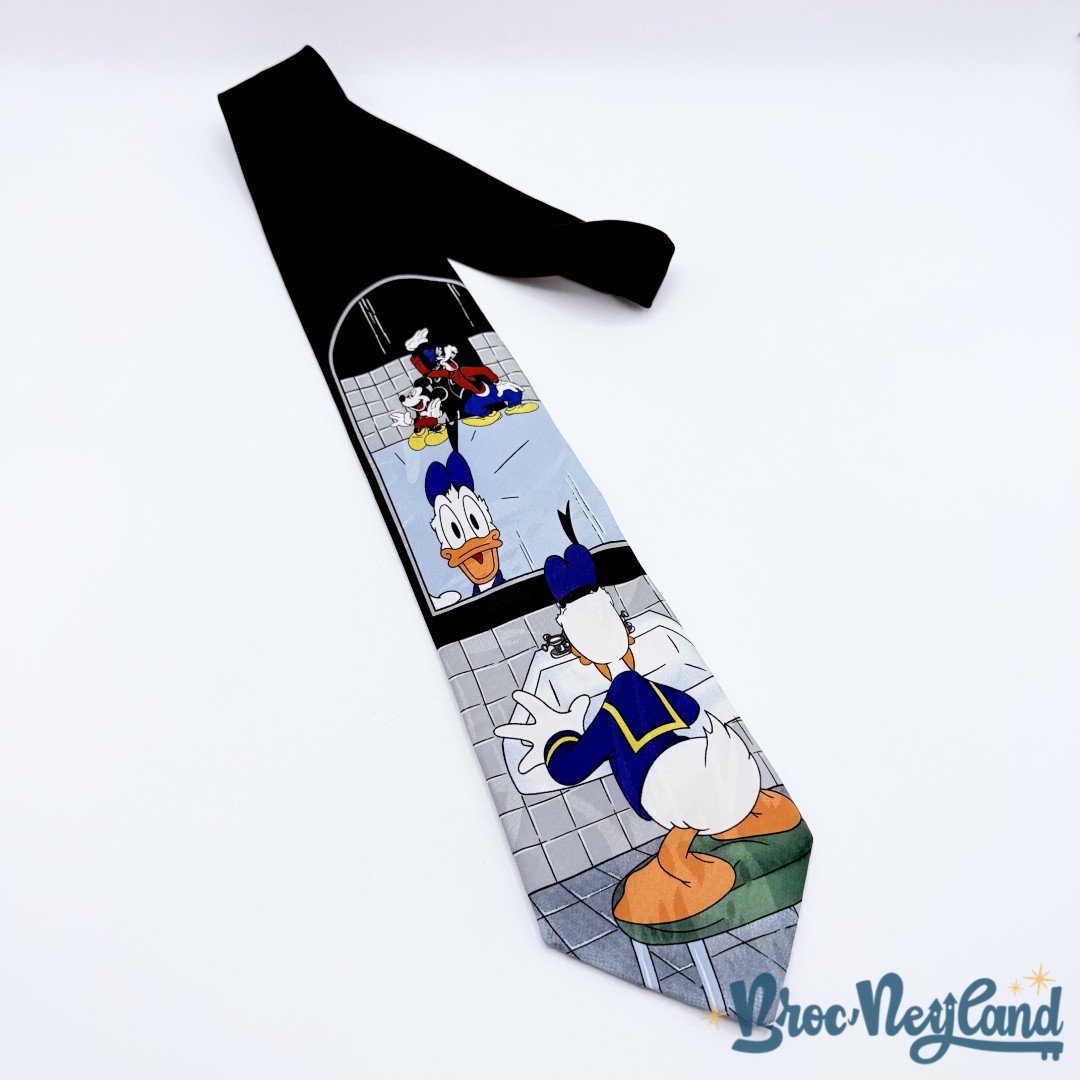Cravate-Donald-Duck-Mickey-Unlimited-noir-lavabo-salle-de-bain (1)