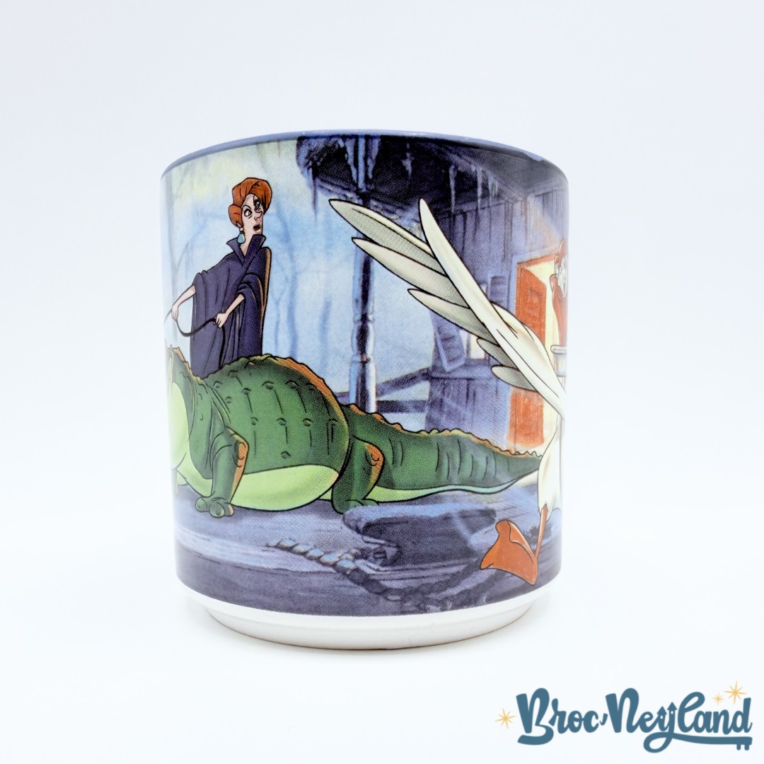 Tasse-scène-Bernard-et-Bianca-The-Walt-Disney-Company-England-mug-scène-film-Médusa-crocodiles (2)