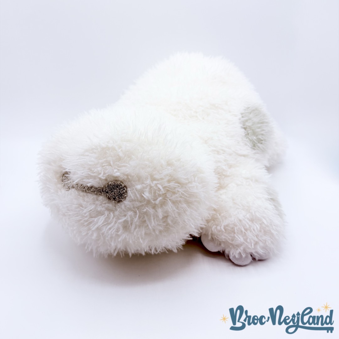 Peluche-Baymax-Cloud-Fluffy-Friends-Disney-Store-Les-Nouveaux-Héros-robot-blanc-poils-longs-46-cm (6)