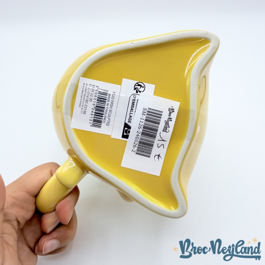 Tasse-Star-Wish-Disney-Parks-2023-mug-étoile-jaune-relief-3D (3)