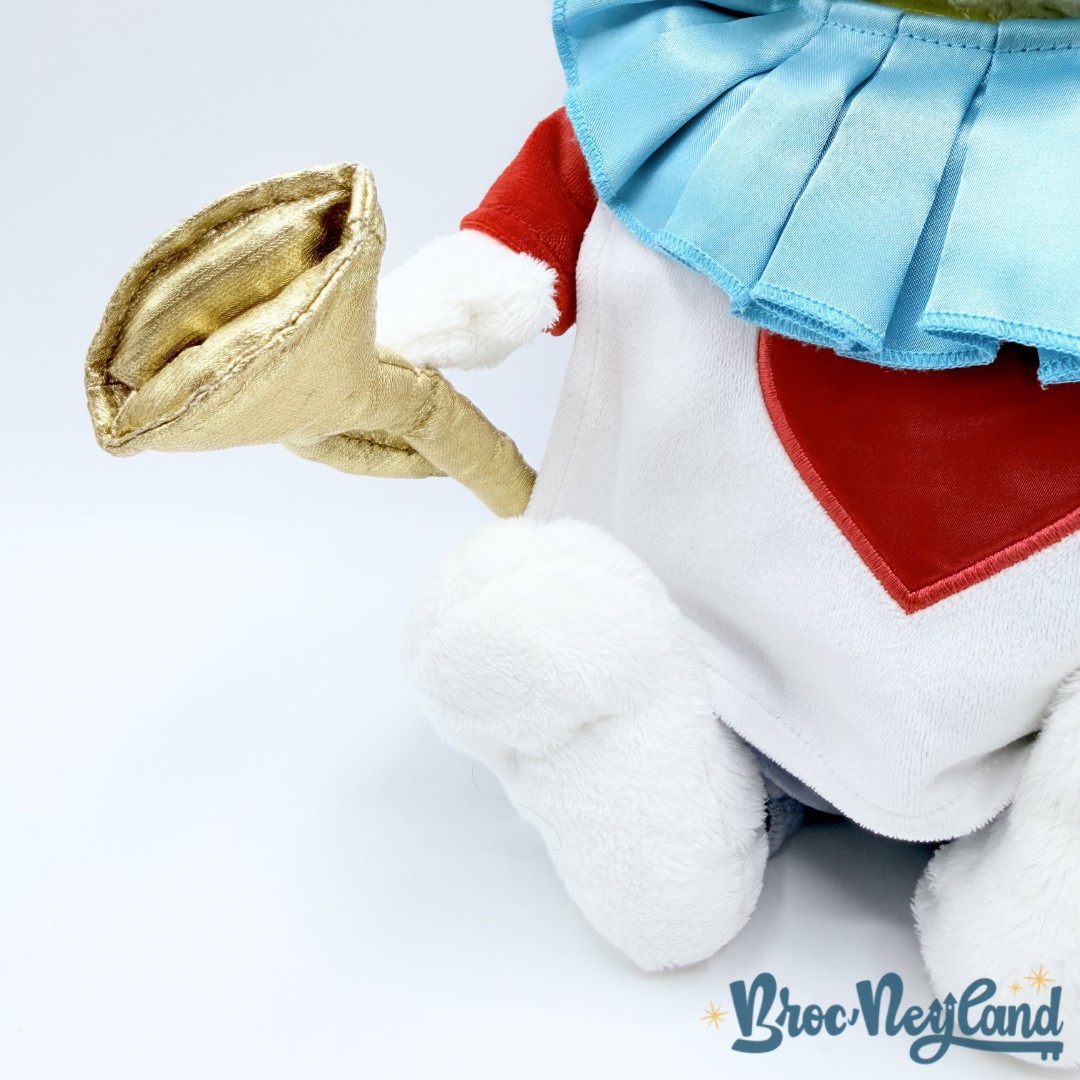 Peluche-Lapin-Blanc-Disney-Store-Alice-au-pays-des-merveilles-trompette-écusson-42-cm (5)