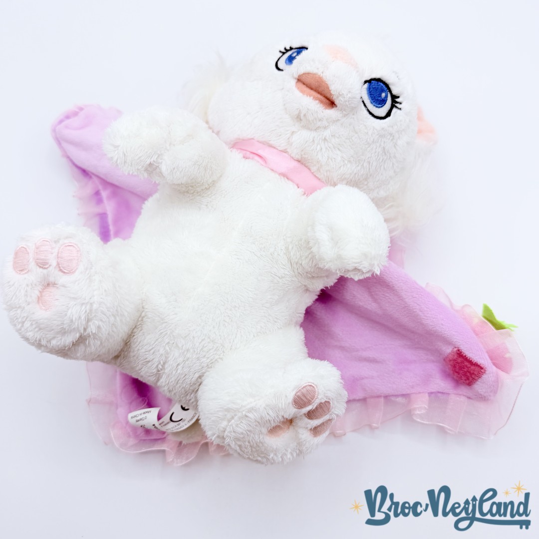 Peluche-Marie-Les-Aristochats-Disney-Babies-Disney-Parks-2016-chat-couffin-couverture-fraise (4)