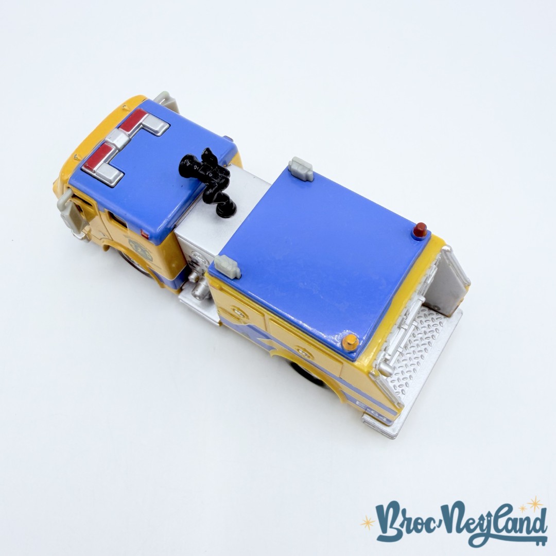 Figurine-Pulaski-Fire-Rescue-Planes-Disney-Mattel-2014-die-cast-camion-pompier-jaune (1)