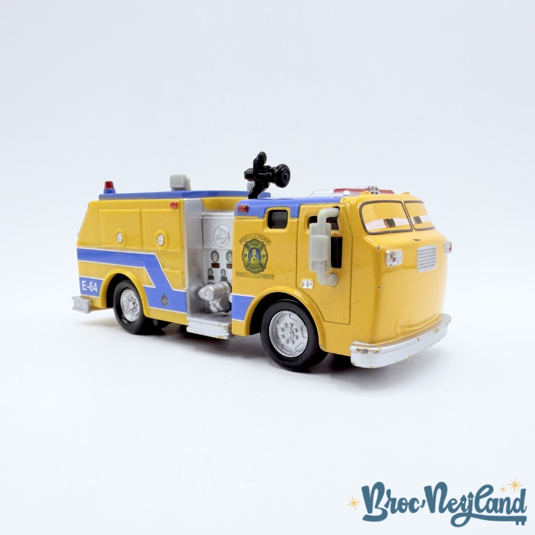 Figurine-Pulaski-Fire-Rescue-Planes-Disney-Mattel-2014-die-cast-camion-pompier-jaune (2)