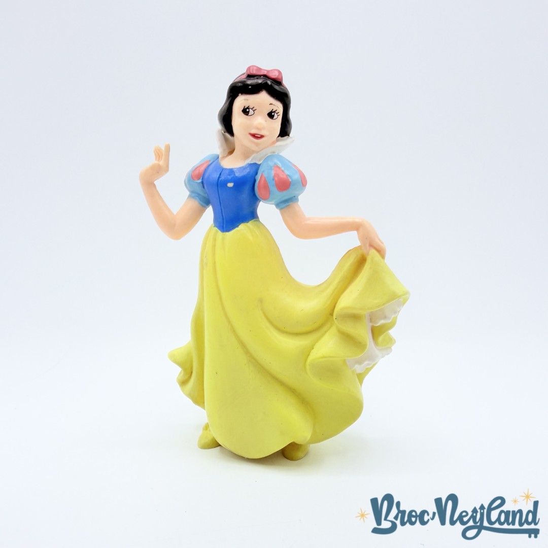 Figurine-blanche-Neige-Disney-Bullyland-princesse-jaune-10-cm (2)