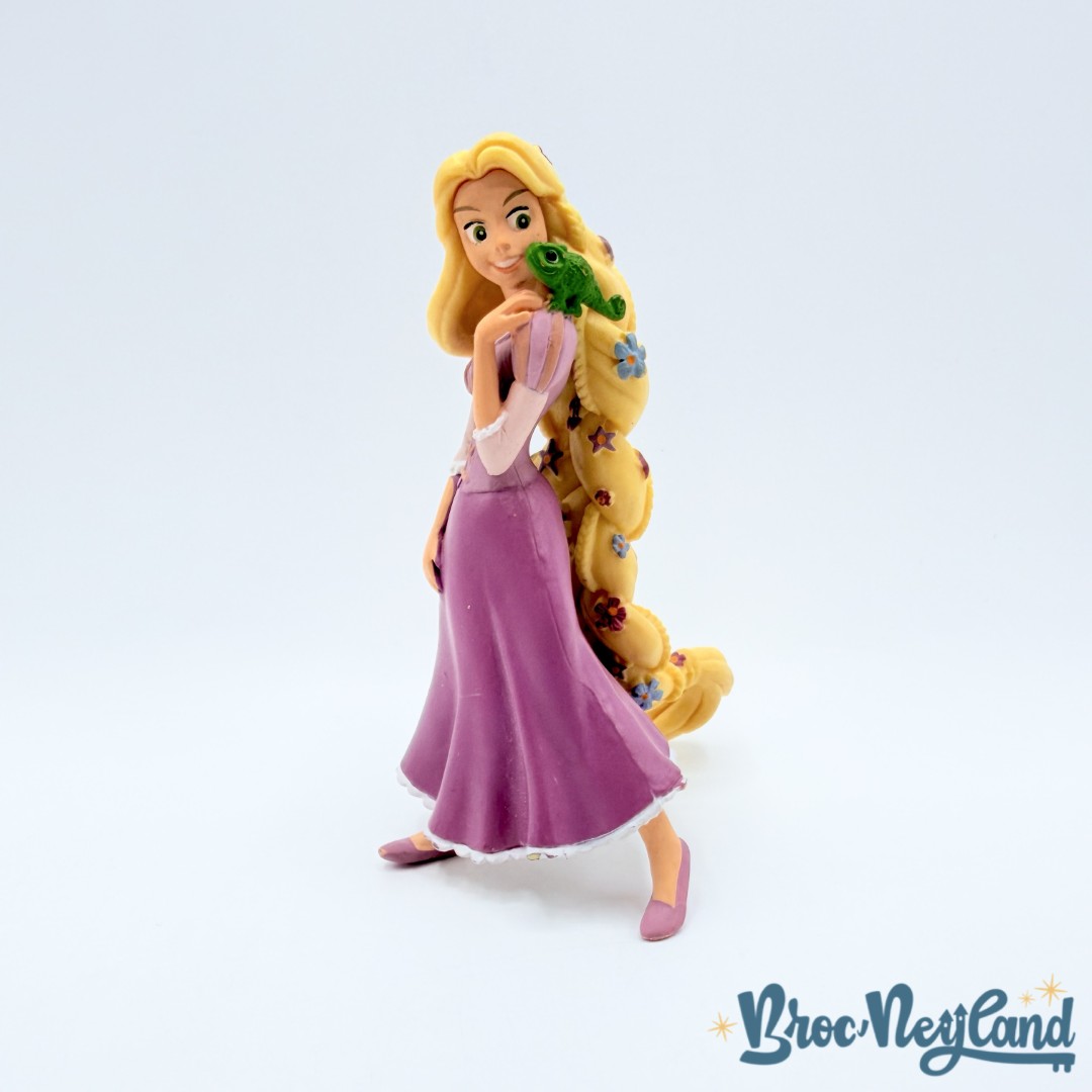 Figurine-Raiponce-Pascal-Disney-Bullyland-princesse-cheveux-longs-fleurs-11-cm (1)