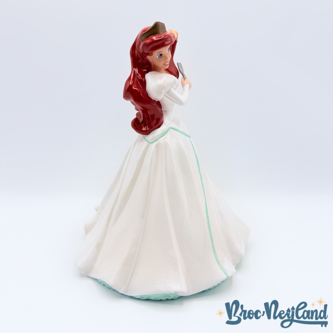 Tirelire-Ariel-mariée-La-Petite-Sirène-Disneyland-Paris-Disney-plastique-princesse-26-cm (6)