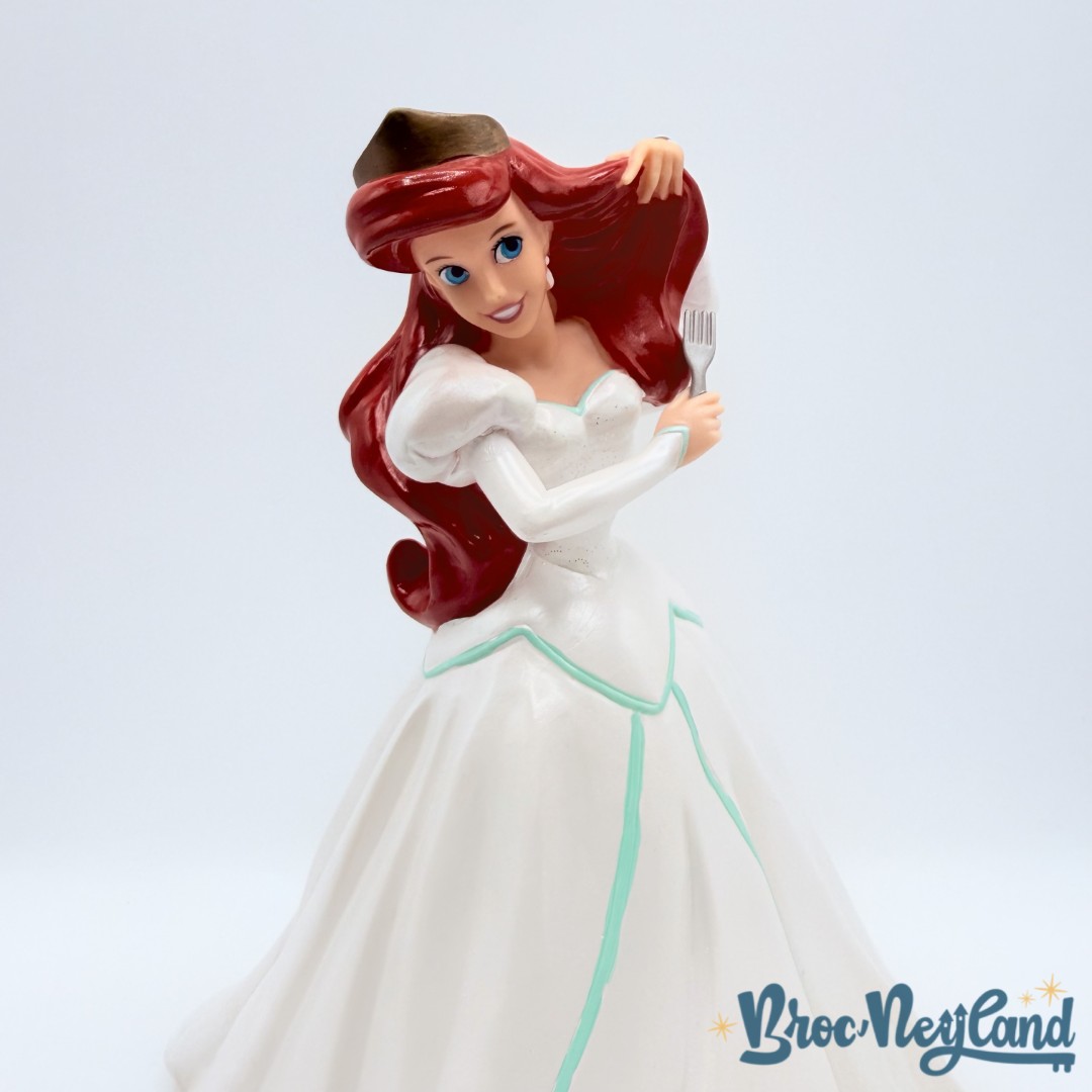Tirelire-Ariel-mariée-La-Petite-Sirène-Disneyland-Paris-Disney-plastique-princesse-26-cm (3)