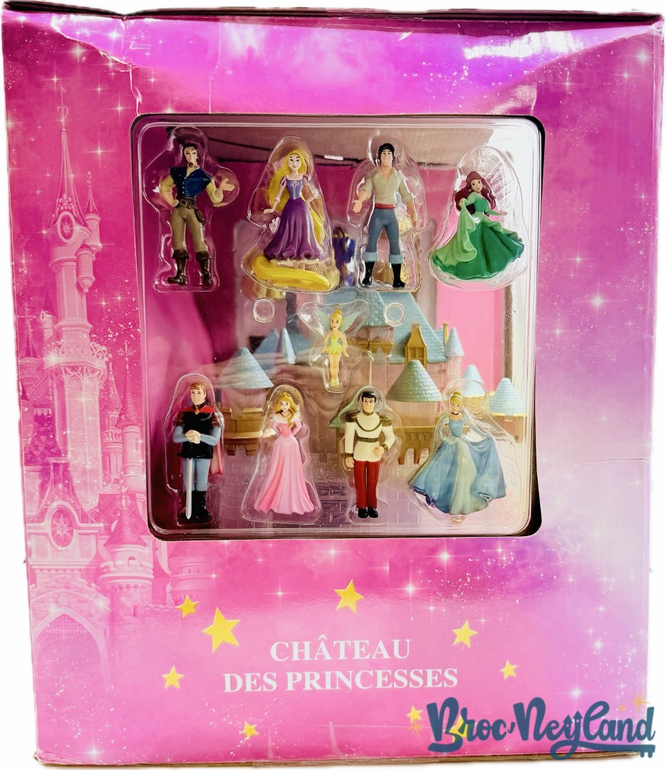 Jouet-Château-des-Princesses-Disneyland-Paris-30ème-anniversaire-Disney-lumineux-sonore-figurines (6)
