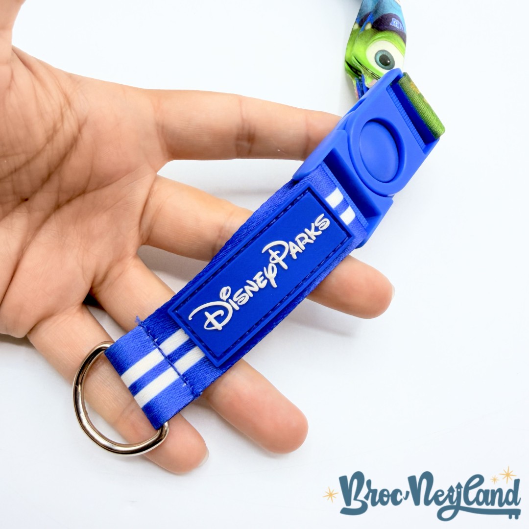 Lanière-Pins-Monsters-University-Disney-Parks-disneyland-Monstres-Academy-cordon-tour-de-cou (5)