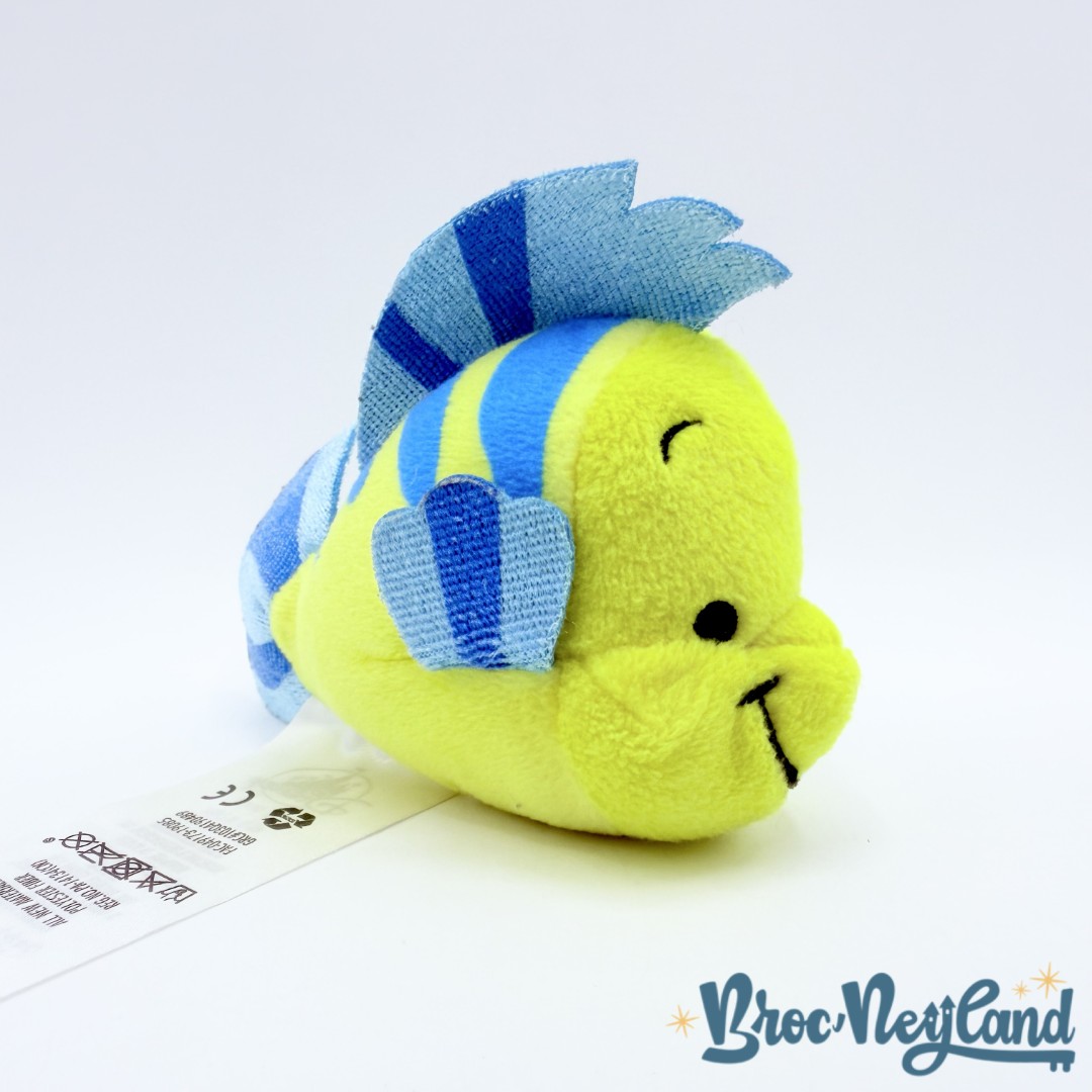 Peluche-Polochon-Tiny-Big-Feet-Disney-Store-2019-La-Petite-Sirène-poisson-jaune-12-cm (4)