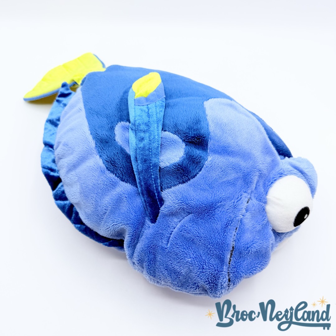 Peluche-Dory-Disneyland-Resort-Paris-Disney-Le-Monde-de-Nemo-poisson-bleu-42-cm (6)